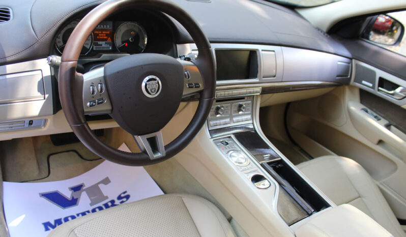 JAGUAR XF 4.2 V8 SUPERCHARGED 416HP PORTFOLIO NAVI AUTOMATΟ ΟΡΟΦΗ ΕΛΛΗΝΙΚΟ full