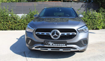 MERCEDES GLA 250e 218HP PLUG IN APPLE CAR PLAY LED CAMERA AYTOMATO DISTRONIC PLUS full