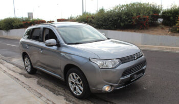 MITSUBISHI OUTLANDER 2.0 PHEV INSTYLE AYTOMATO ΟΡΟΦΗ NAVI PLUG IN 4WD full