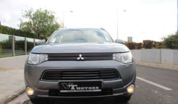 MITSUBISHI OUTLANDER 2.0 PHEV INSTYLE AYTOMATO ΟΡΟΦΗ NAVI PLUG IN 4WD full