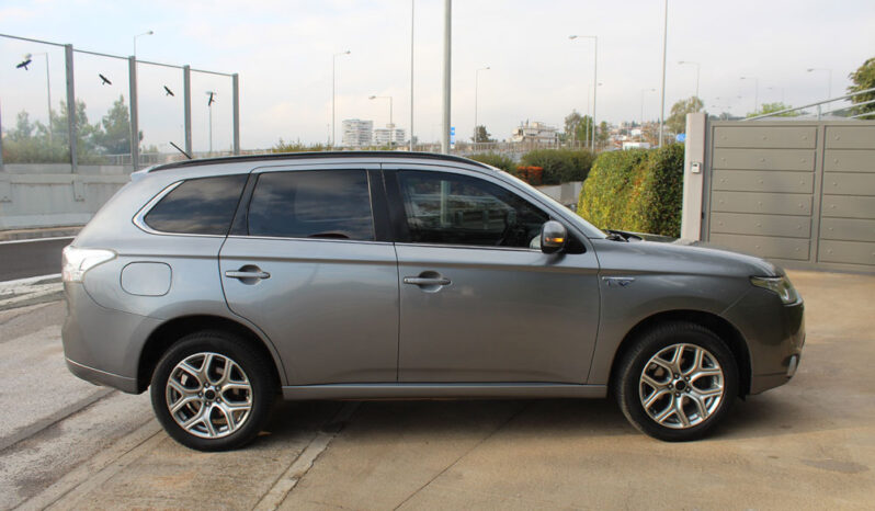 MITSUBISHI OUTLANDER 2.0 PHEV INSTYLE AYTOMATO ΟΡΟΦΗ NAVI PLUG IN 4WD full