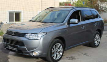 MITSUBISHI OUTLANDER 2.0 PHEV INSTYLE AYTOMATO ΟΡΟΦΗ NAVI PLUG IN 4WD full